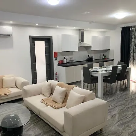 Spacious And Charming In Mgarr - 1 Apartmán *